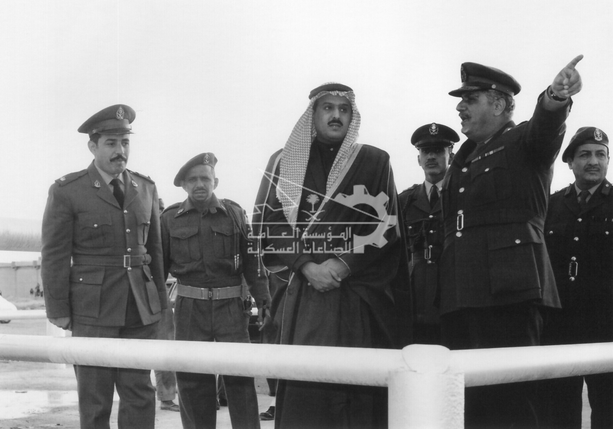تفقد الصناعات العسكرية