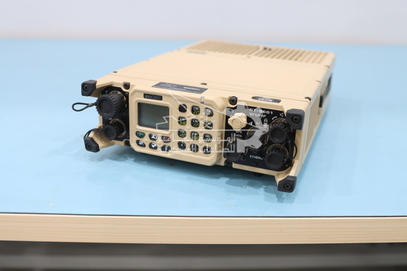 جهاز الاتصال المعرف برمجياً للعربات (10) واط (VRC-9661-V/UHF)